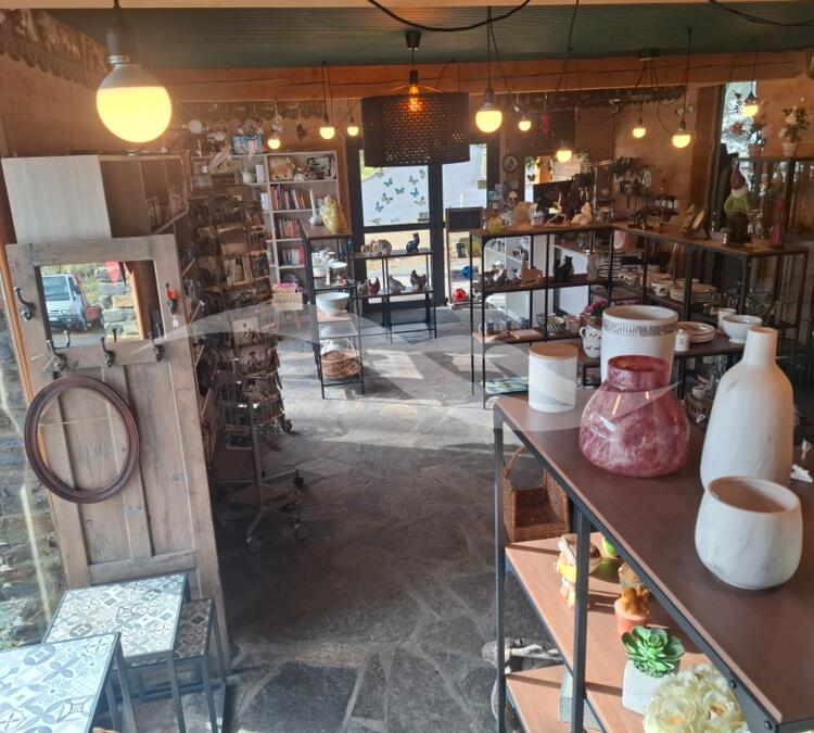 M0394 | Garage – Boutique artisanale à reprendre