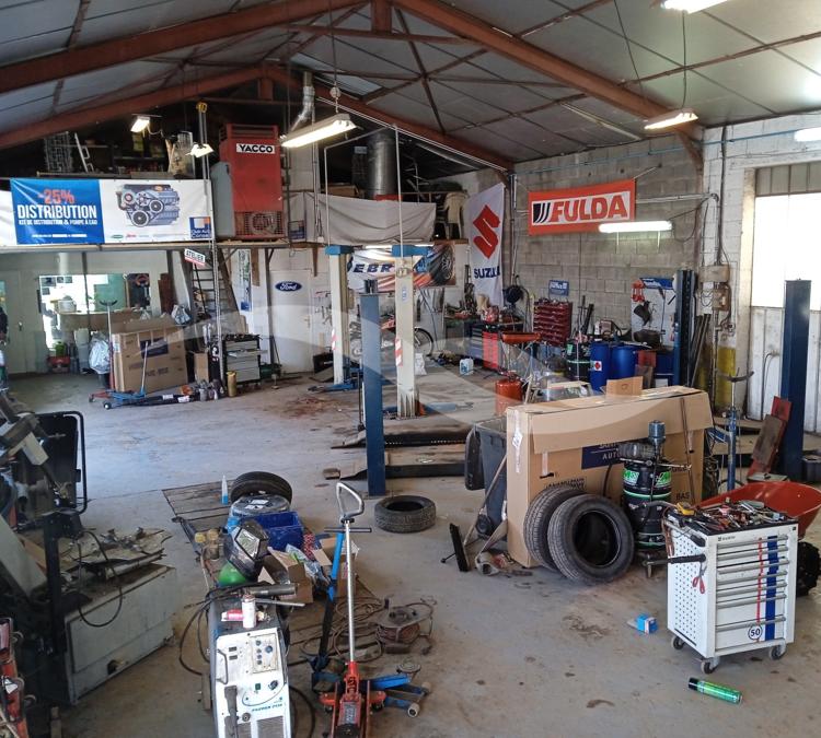 M0322 | Garage – Boutique artisanale à reprendre