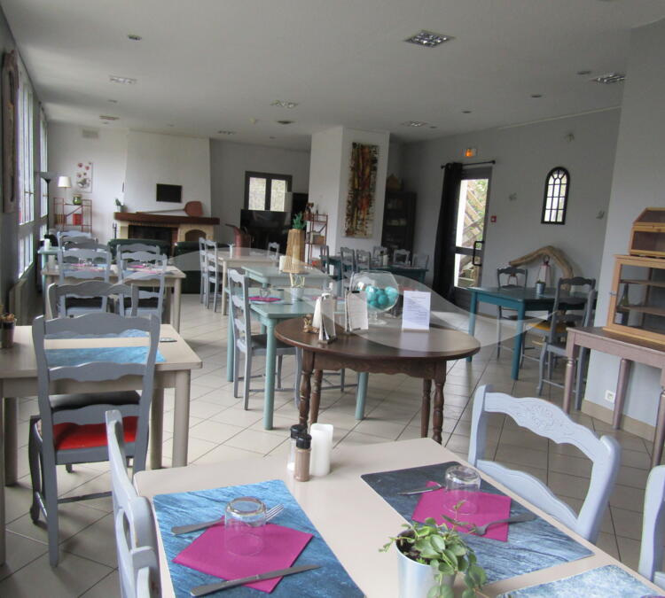 L0502 | HOTEL – RESTAURANT - BAR