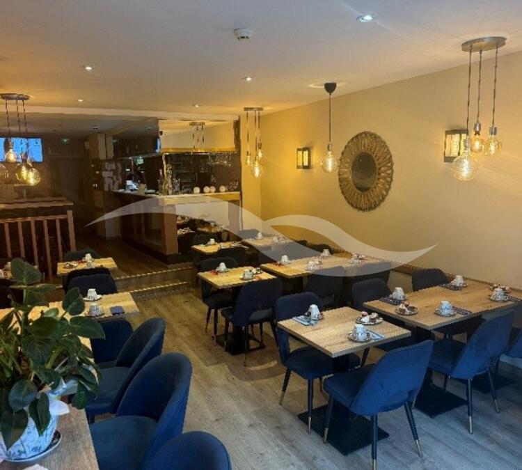 L0500 | HOTEL** - RESTAURANT - BAR