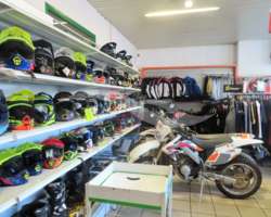 Commerce et réparation de motocycles et motoculture Commerce et réparation de motocycles et motoculture