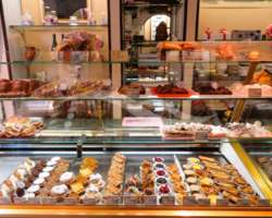 Pâtisserie - chocolaterie - confiserie- glacier Pâtisserie - chocolaterie - confiserie- glacier